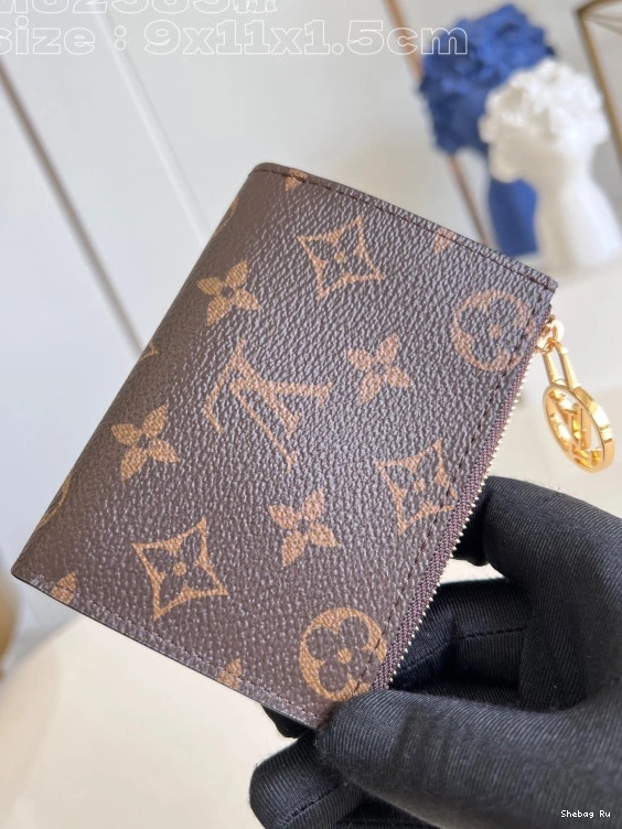 Vuitton Louis Lisa Wallet 0731